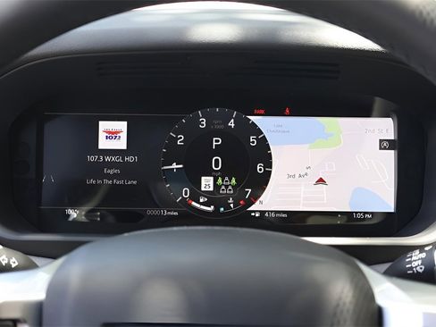 New 2025 Land Rover Discovery S image 22