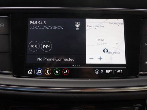Used 2024 Buick Enclave Premium w/ Experience Buick Package FWD image 16