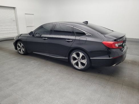 Used 2018 Honda Accord Touring image 3