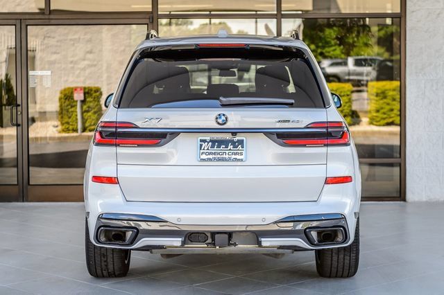 Used 2024 BMW X7 xDrive40i w/ Executive Package AWD/4WD image 8