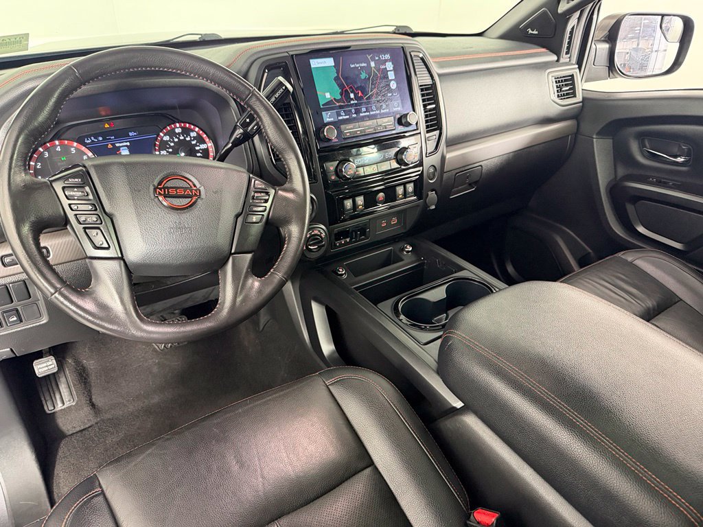 Used 2024 Nissan Titan PRO-4X w/ Pro-4x Convenience Package AWD/4WD image 12