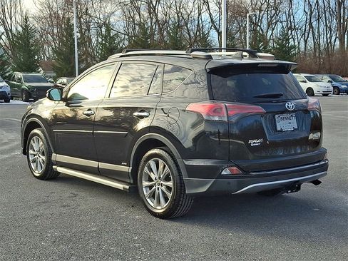 Certified 2017 Toyota RAV4 Limited image 6