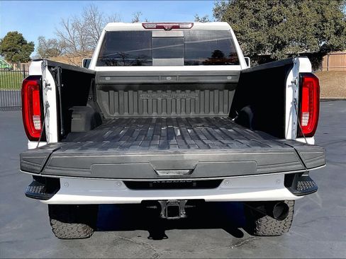 Used 2020 GMC Sierra 2500 Denali w/ Denali Ultimate Package image 37