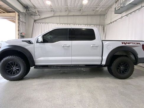 Used 2025 Ford F150 Raptor AWD/4WD image 26