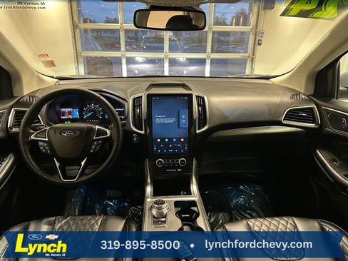 Used 2024 Ford Edge Titanium w/ Equipment Group 301A image 9