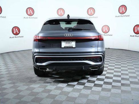 Used 2025 Audi Q5 Premium Plus w/ Premium Plus AWD/4WD image 7