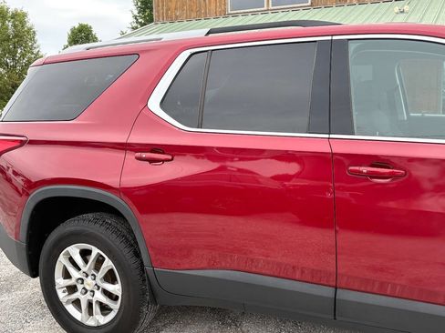 Used 2018 Chevrolet Traverse LT AWD/4WD image 12
