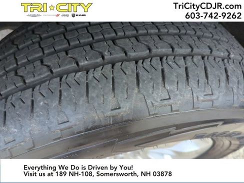 Used 2024 RAM 1500 Laramie image 35