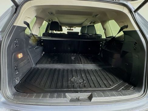 Used 2021 Subaru Ascent Limited w/ Technology Package image 31