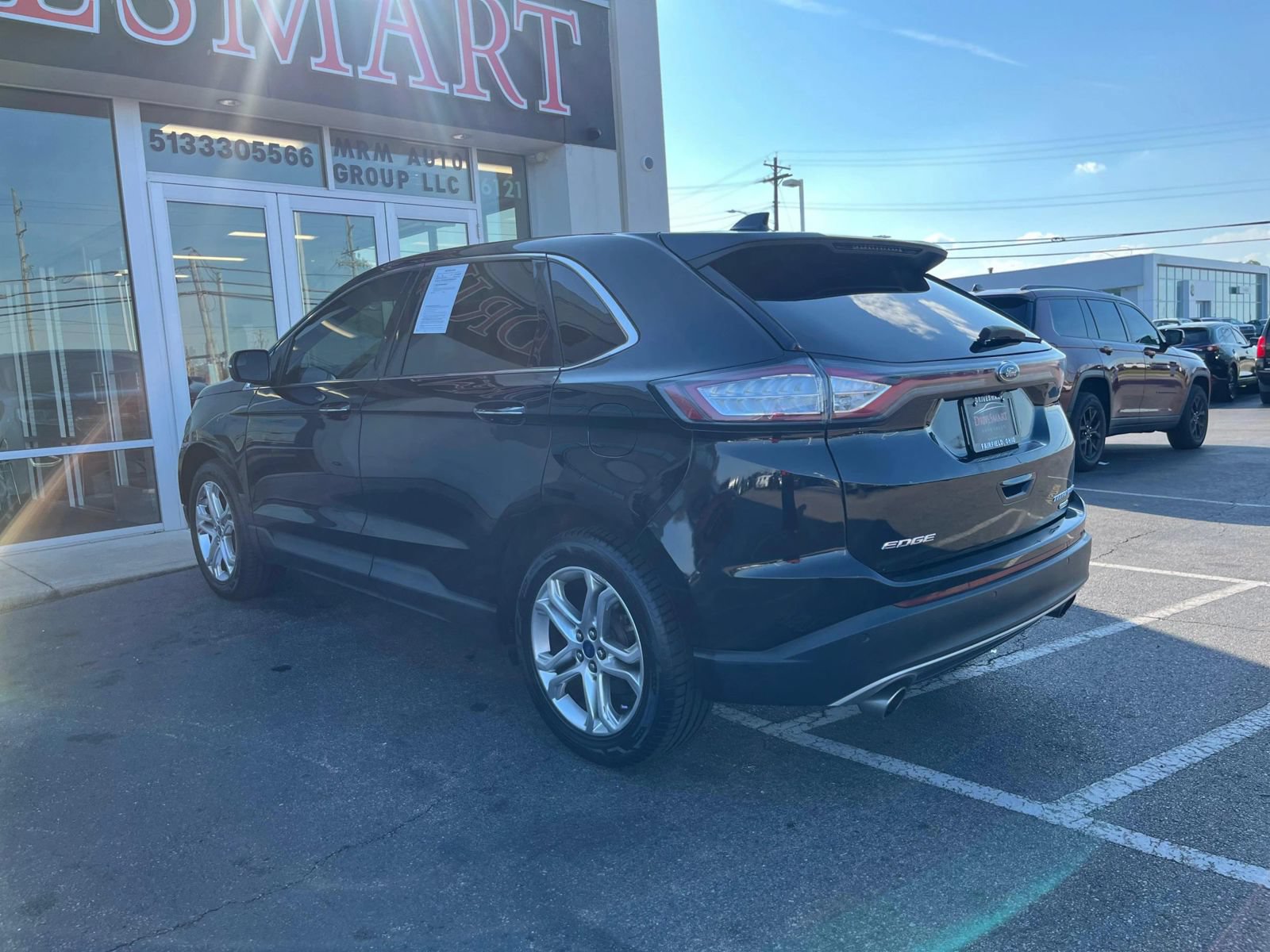 Used 2018 Ford Edge Titanium w/ Technology Package AWD/4WD image 10