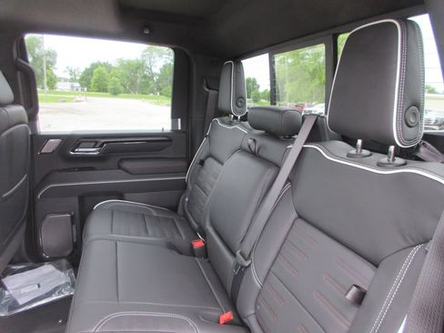 New 2026 GMC Sierra 2500 AT4X AWD/4WD image 13