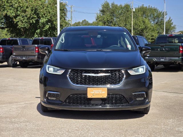 Certified 2023 Chrysler Pacifica Touring-L FWD image 2