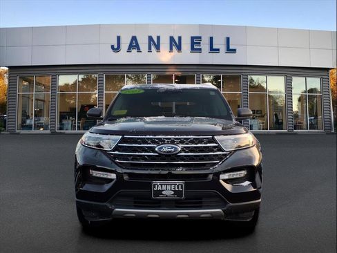 Used 2023 Ford Explorer XLT w/ Equipment Group 202A image 2