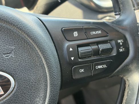 Used 2017 Kia Sorento EX FWD image 10