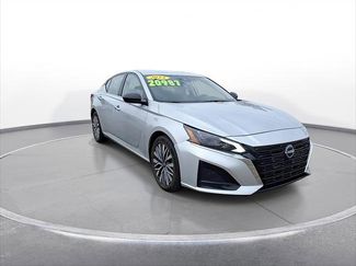 Used 2024 Nissan Altima 2.5 SV video 2