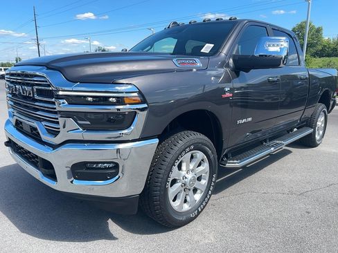 New 2026 RAM 2500 Laramie w/ Towing Technology Group AWD/4WD image 7