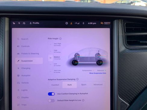 Used 2020 Tesla Model X Performance image 22