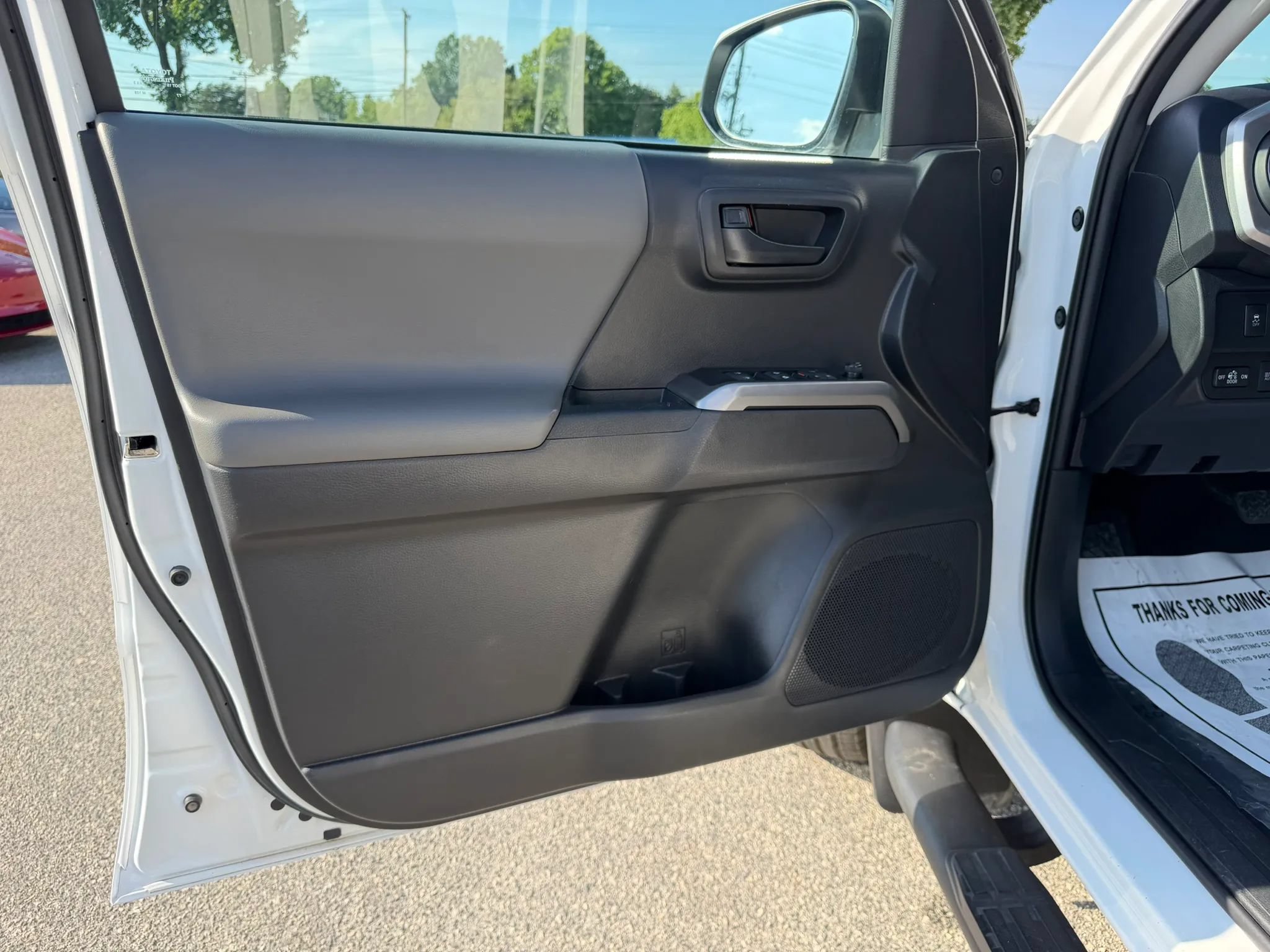 Used 2023 Toyota Tacoma SR5 RWD image 9