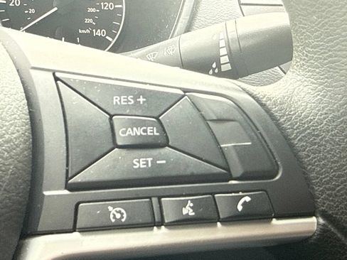 Used 2021 Nissan Altima 2.5 SV FWD image 12