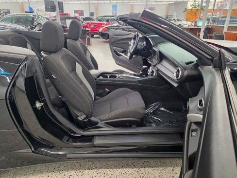 Used 2021 Chevrolet Camaro LT RWD image 34