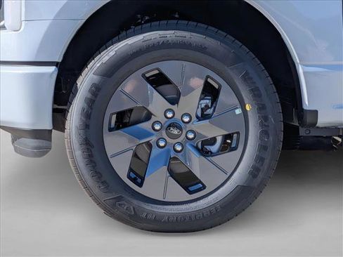 New 2025 Ford F150 Lightning Lariat image 10