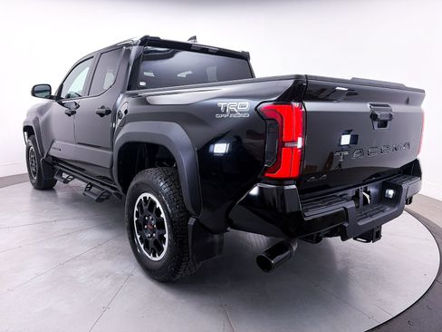Used 2025 Toyota Tacoma TRD Off-Road AWD/4WD image 14