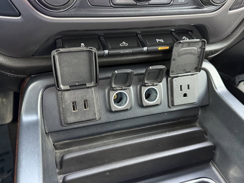 Used 2016 GMC Sierra 1500 SLE image 21