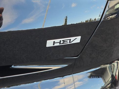 Used 2023 Kia Sorento EX image 36