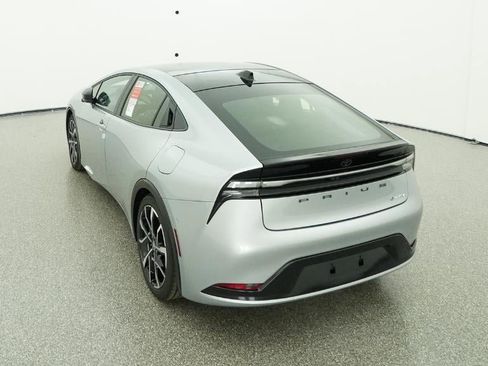 New 2026 Toyota Prius Plug-In Hybrid FWD image 6