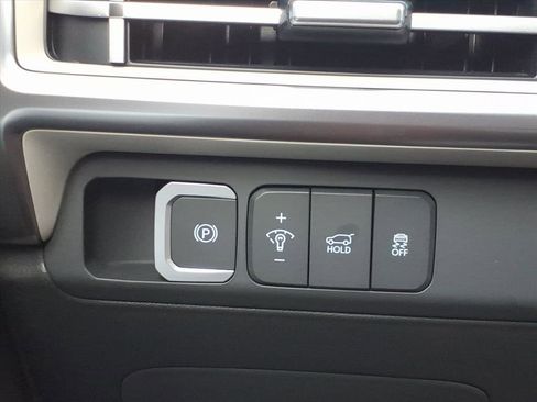 New 2026 Hyundai Santa Fe SE image 10