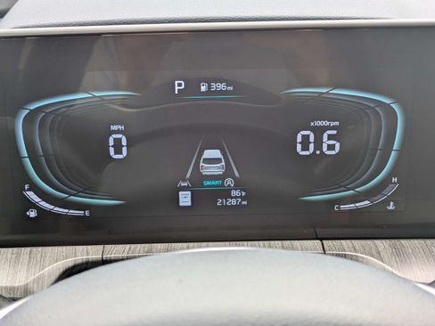 Certified 2025 Kia Telluride EX FWD image 36