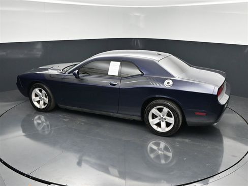 Used 2013 Dodge Challenger SXT RWD image 24