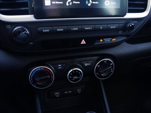 New 2026 Hyundai Venue SE image 13