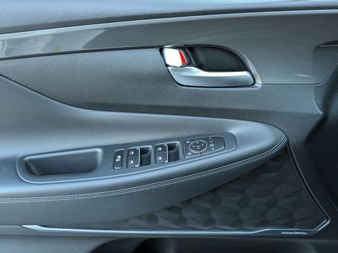 Used 2022 Hyundai Santa Fe SEL w/ Convenience + Premium Package image 16