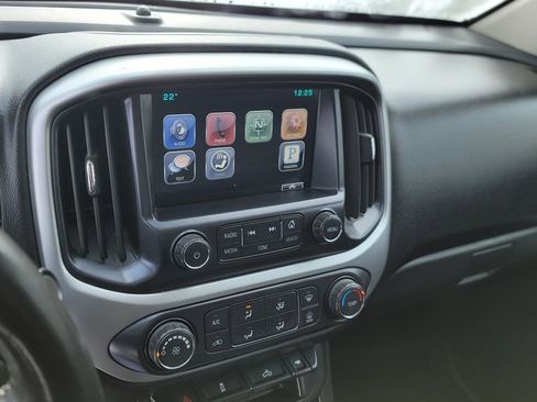 Used 2015 Chevrolet Colorado LT w/ LT Convenience Package image 21