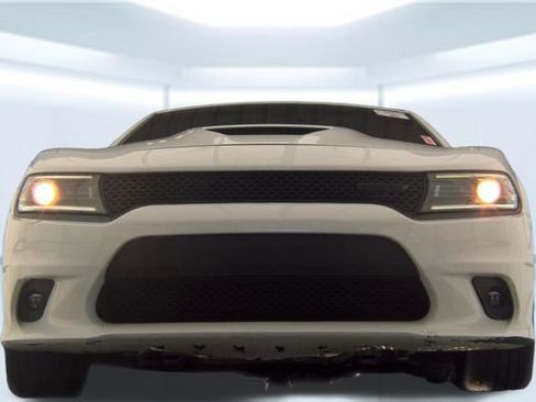 Used 2022 Dodge Charger R/T w/ Blacktop Package RWD image 21