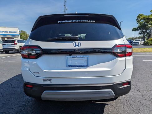 New 2025 Honda Pilot EX-L image 5