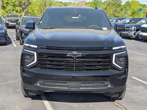 New 2026 Chevrolet Suburban RST w/ Comfort Package AWD/4WD image 3