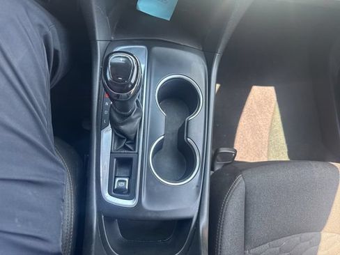 Used 2019 Chevrolet Equinox LT w/ Driver Convenience Package FWD image 25