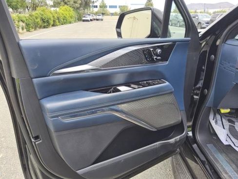 Used 2025 Cadillac Escalade IQ Sport 2 AWD/4WD image 9