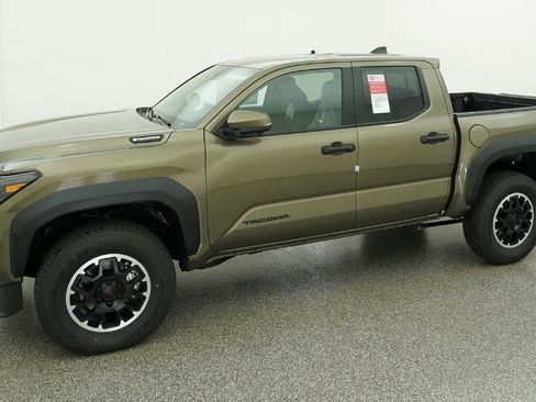 New 2026 Toyota Tacoma TRD Off-Road AWD/4WD image 19