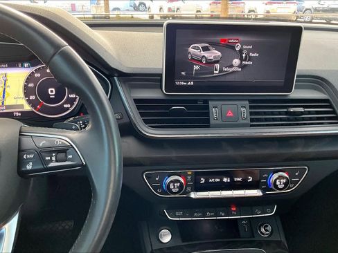 Used 2020 Audi Q5 Prestige image 6