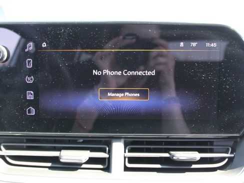 Used 2025 Chevrolet Trax LT w/ LT Convenience Package image 45