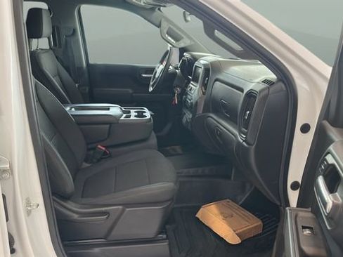 Used 2020 Chevrolet Silverado 1500 W/T w/ WT Convenience Package AWD/4WD image 17