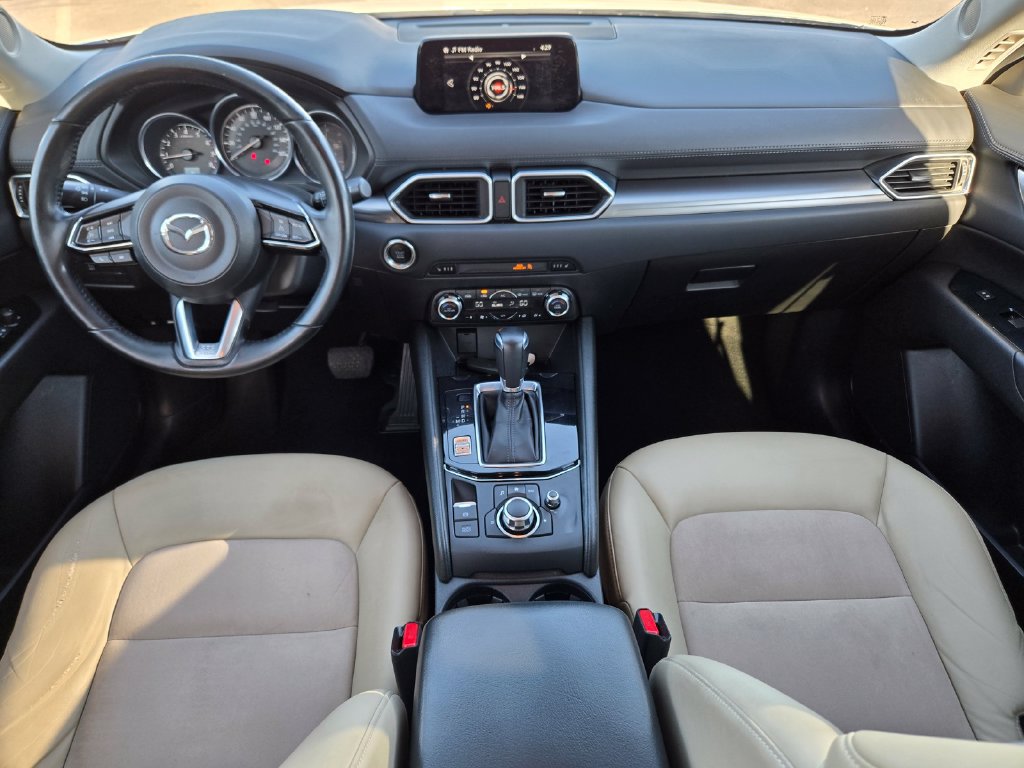 Used 2017 MAZDA CX-5 Touring FWD image 11