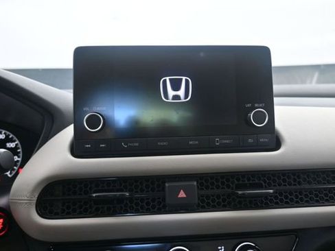 Certified 2025 Honda HR-V LX image 10