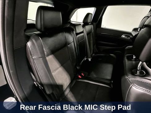 Used 2020 Jeep Grand Cherokee Altitude AWD/4WD image 34