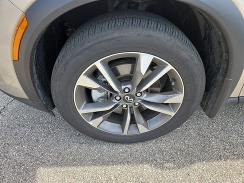 Used 2025 INFINITI QX60 Luxe w/ Lighting Package (N94) image 14