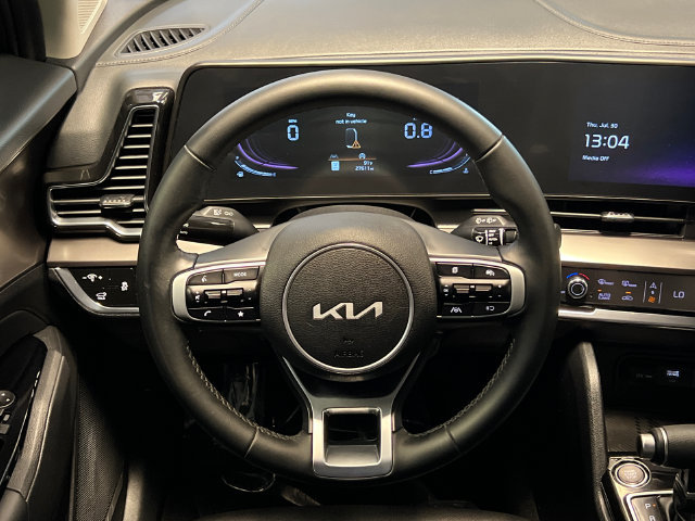 Used 2025 Kia Sportage EX w/ Premium Package FWD image 20