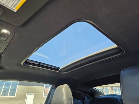 Used 2020 Chevrolet Camaro LT w/ RS Package image 20